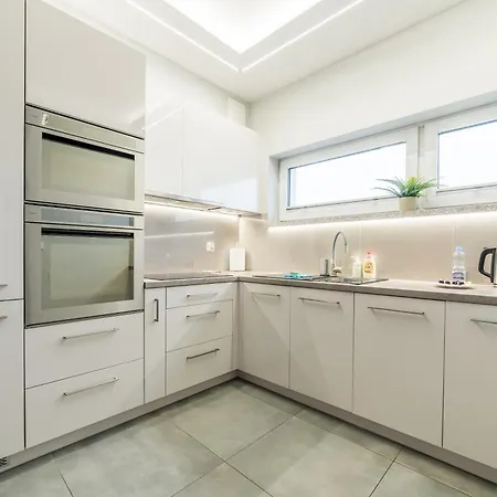 Malta Deluxe - Ac - Parking - View アパート